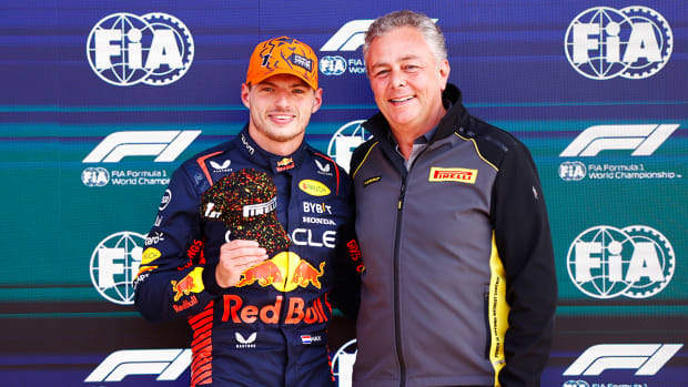 pirelli-isola-verstappen-lead